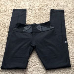 Lululemon skinny groove pants